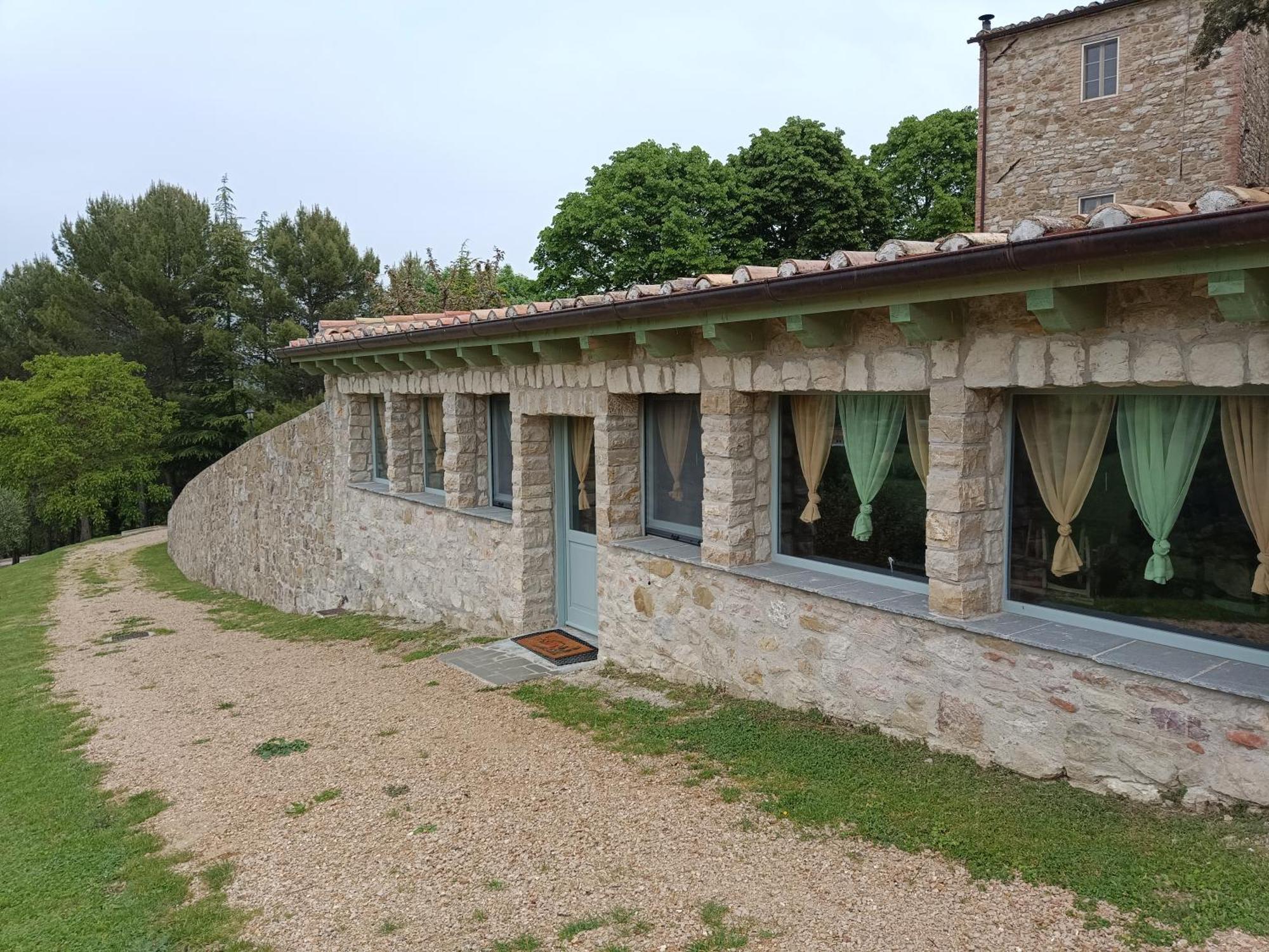 Agriturismo La Fonte Perugia Exterior photo