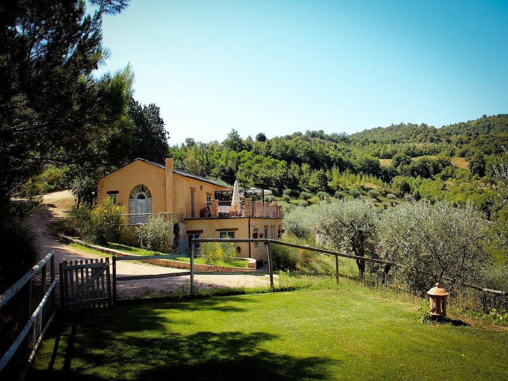 Agriturismo La Fonte Perugia Exterior photo